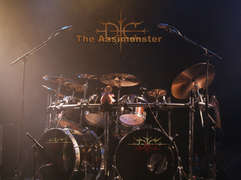 The Aasimonster